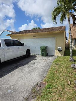 Picture of 1356 Pelican Ct, Homestead, FL 33035