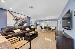 Picture of 1900 SW 70Th Ave, Miami, FL 33155