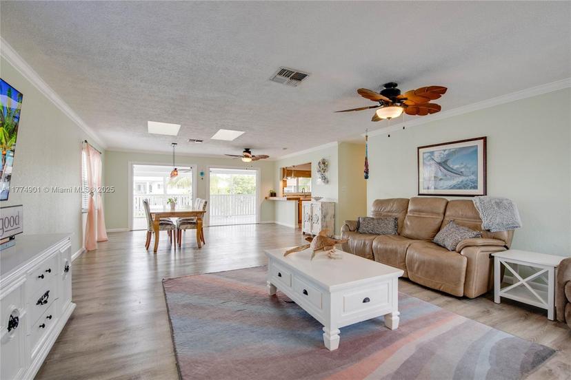 Picture of 17081 W Starfish Ln W, Sugarloaf FL 33042