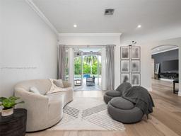 Picture of 373 SW 159Th Ln, Pembroke Pines, FL 33027