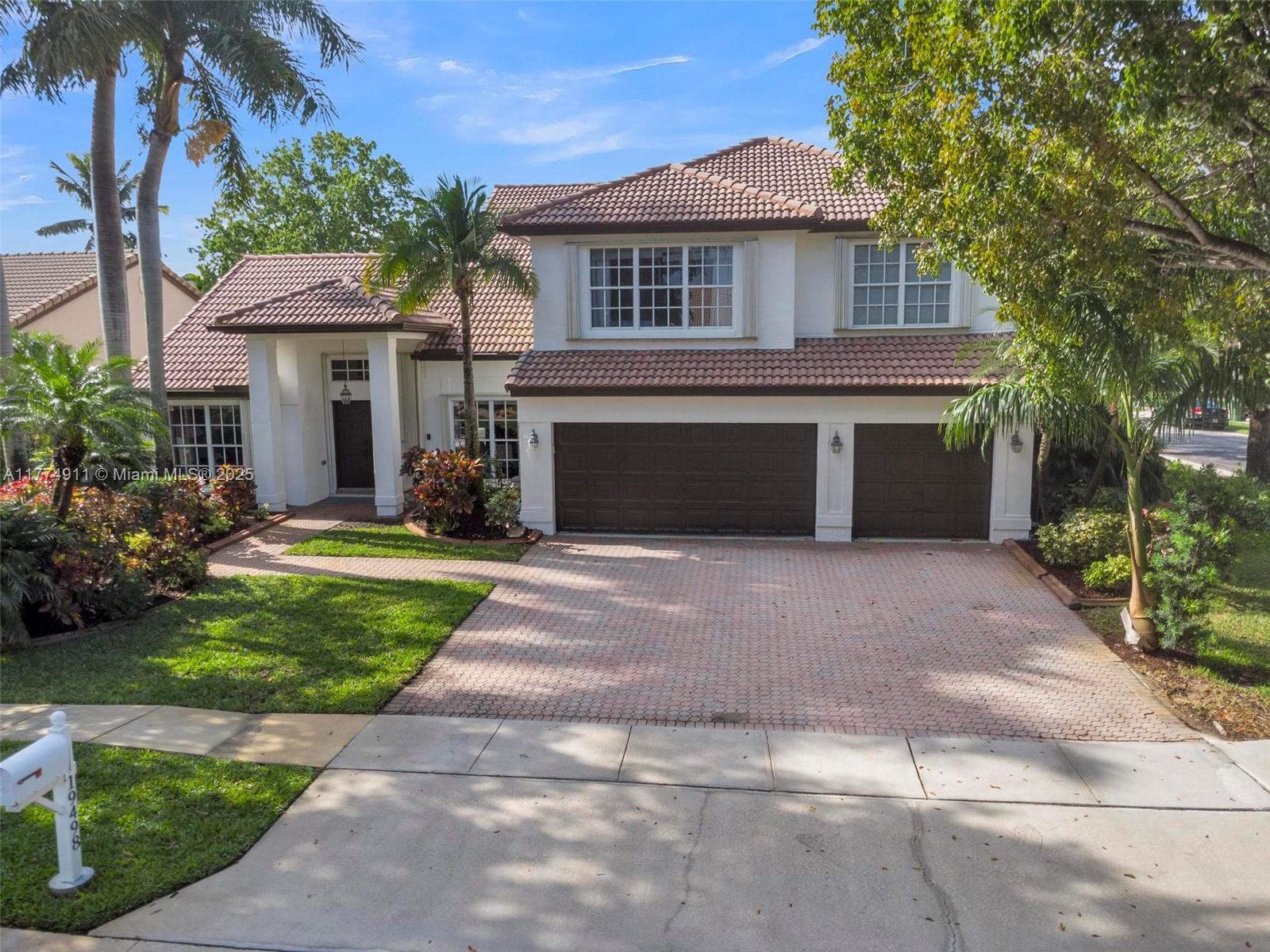 Picture of 19498 NW 14Th St, Pembroke Pines, FL 33029