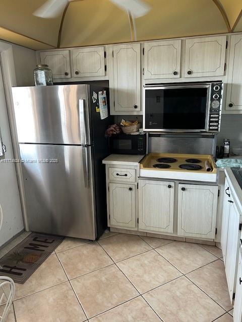 Picture of 219 NE 14Th Ave # 406, Hallandale Beach, FL 33009