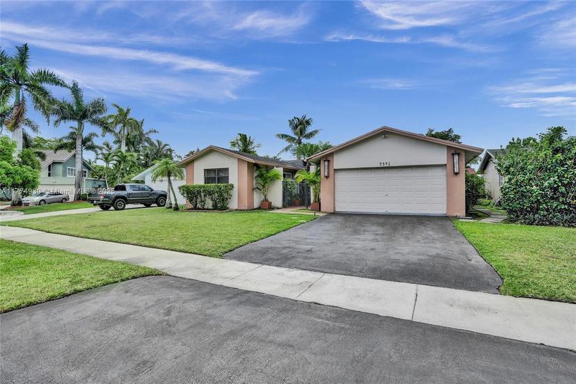 Picture of 9341 NW 33Rd Pl, Sunrise FL 33351