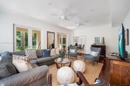 Picture of 2210 Overbrook St, Miami, FL 33133