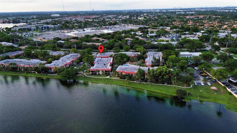 Picture of 800 NE 199Th St # 201D, Miami FL 33179