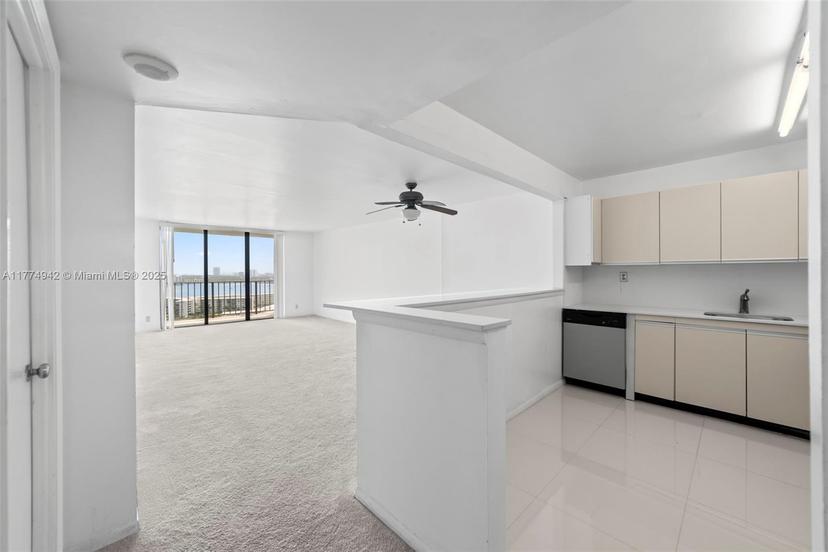 Picture of 18151 NE 31St Ct # 1911, Aventura FL 33160
