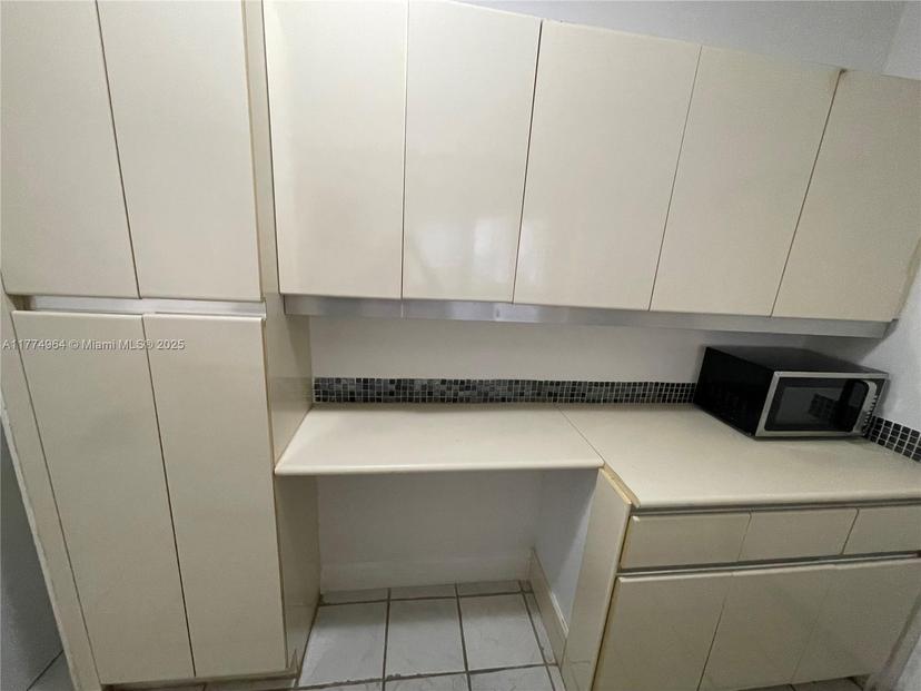 Picture of 2200 S Ocean Dr # N115, Hollywood FL 33019