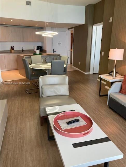 Picture of 4111 S Ocean Dr, Hollywood FL 33019
