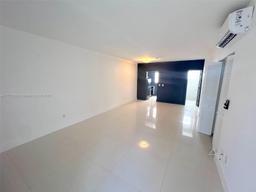 Picture of 1604 Drexel Ave # 207, Miami Beach, FL 33139