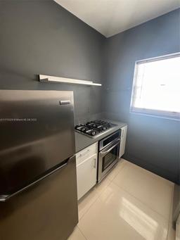 Picture of 1604 Drexel Ave # 207, Miami Beach, FL 33139