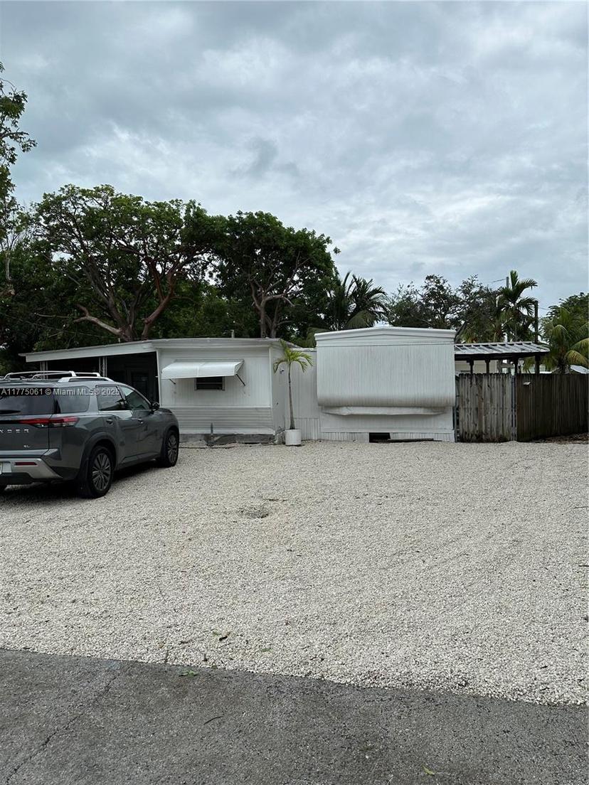 Picture of 33 1St Ct, Key Largo FL 33037