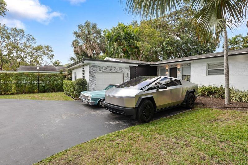 Picture of 11810 W Biscayne Canal Rd, Miami FL 33161