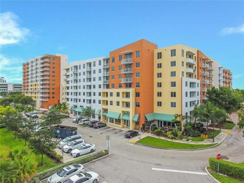 Picture of 2775 NE 187Th St # 326, Aventura FL 33180