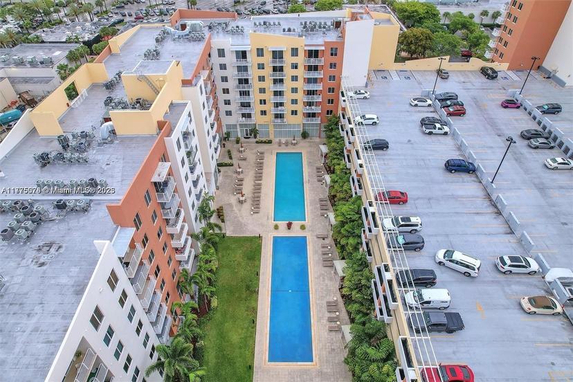 Picture of 2775 NE 187Th St # 326, Aventura FL 33180