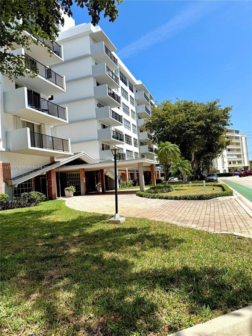 Picture of 1001 91St St # 710, Bay Harbor Islands FL 33154