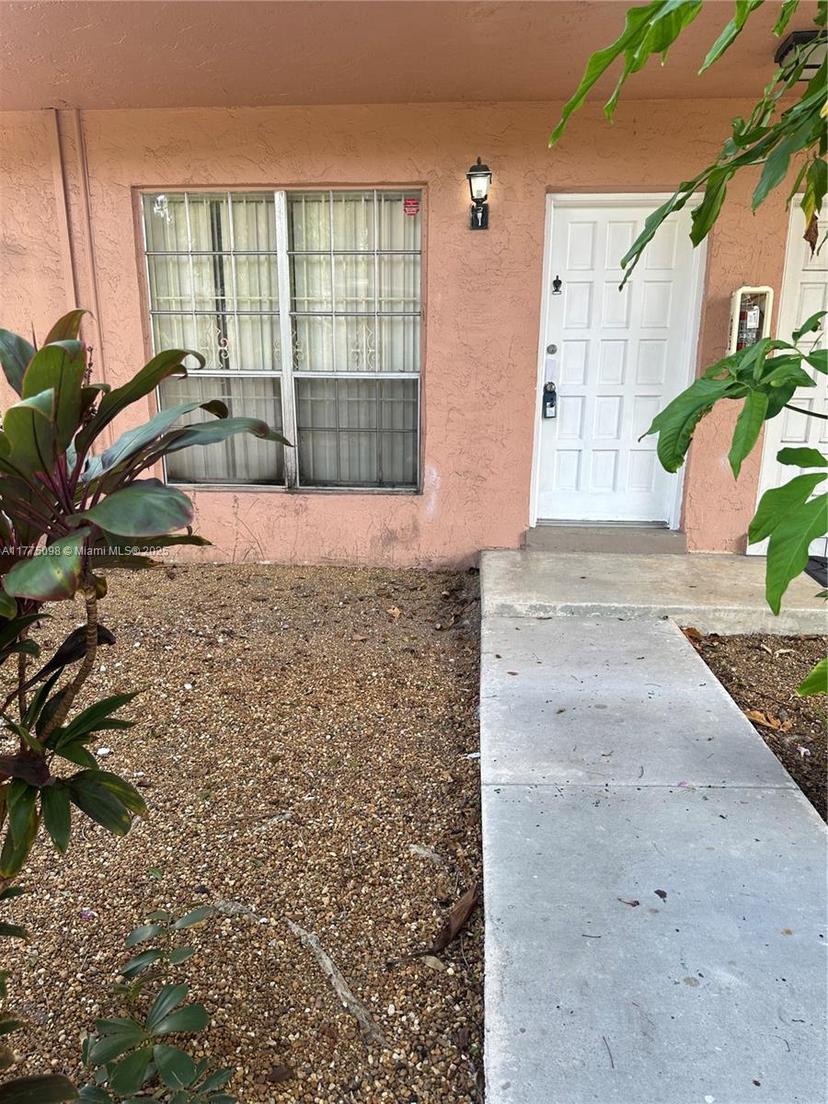 Picture of 10764 N Kendall Dr # I3, Miami FL 33176