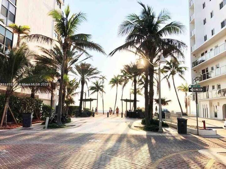 Picture of 777 N Ocean Dr # N322, Hollywood FL 33019