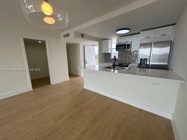 Picture of 2930 Point East Dr # E610, Aventura FL 33160