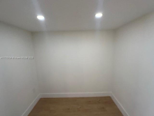 Picture of 2930 Point East Dr # E610, Aventura FL 33160