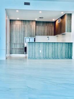 Picture of 17550 Collins Ave # 1104, Sunny Isles Beach, FL 33160