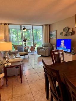 Picture of 2600 NW 49Th Ave # 403, Lauderdale Lakes, FL 33313