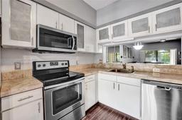 Picture of 140 SW 96Th Ave # 2, Plantation, FL 33324