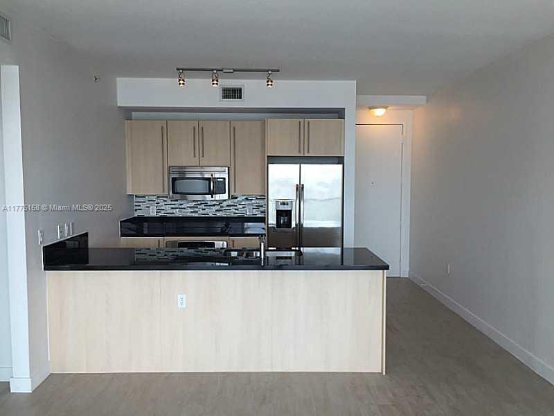 Picture of 79 SW 12 St, Miami FL 33130