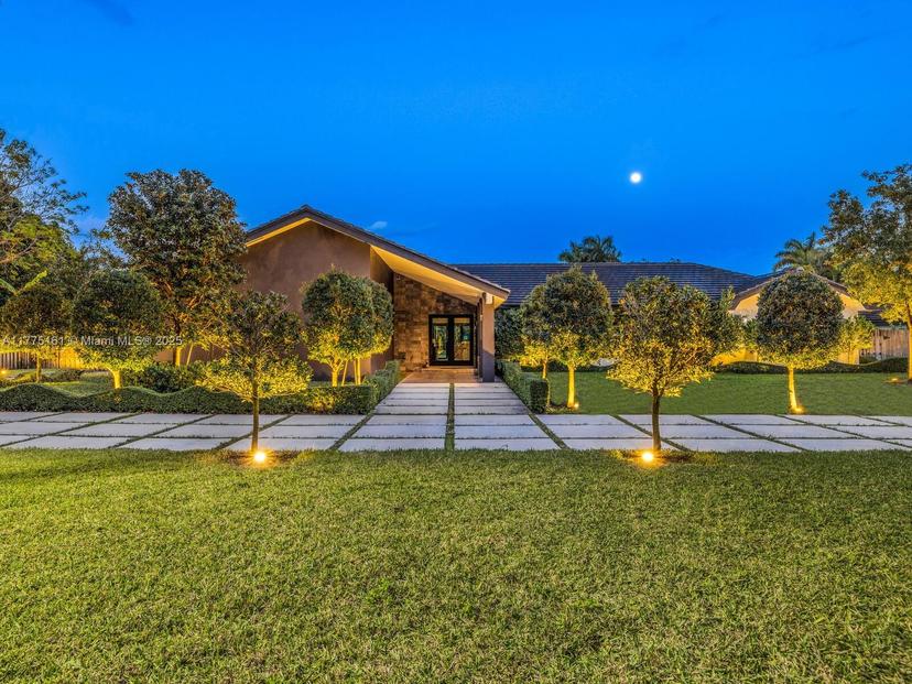 Picture of 12121 SW 95Th Ave, Miami FL 33176