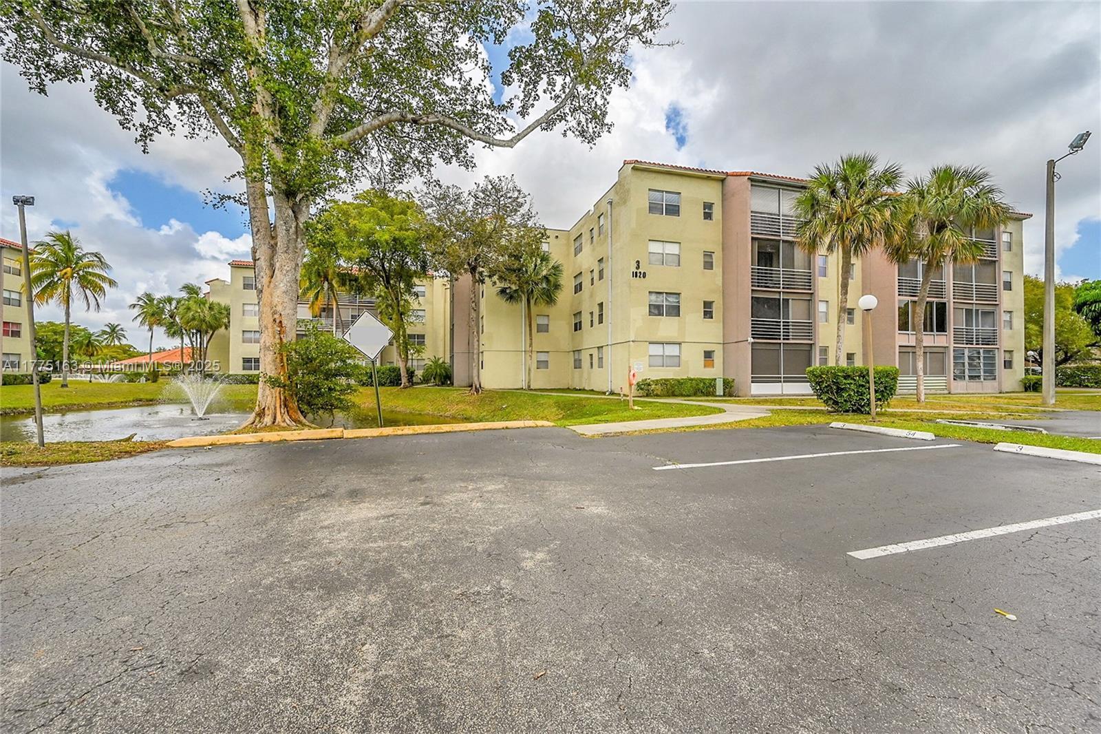 Picture of 1820 SW 81St Ave # 3300, North Lauderdale, FL 33068
