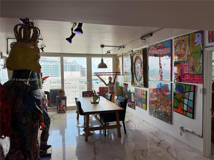 Picture of 5401 Collins Ave # 1016, Miami Beach FL 33140
