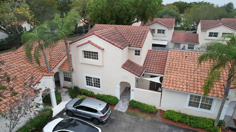 Picture of 1430 Cottonwood Cir # 1430, Weston FL 33326