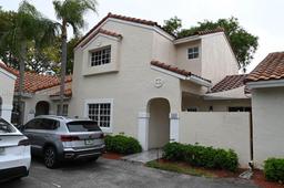 Picture of 1430 Cottonwood Cir # 1430, Weston, FL 33326