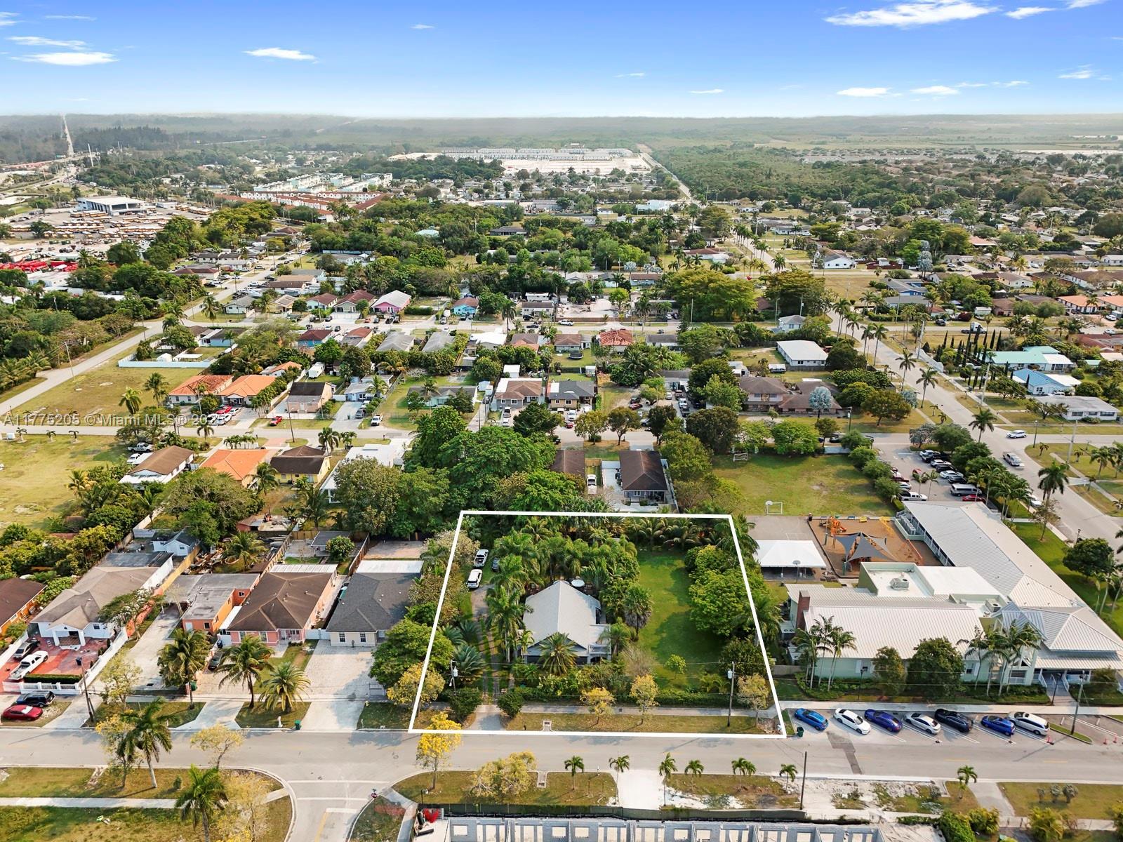 Picture of 411 SW 1St St, Florida City, FL 33034