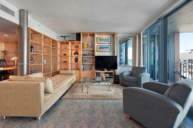 Picture of 1500 Ocean Dr # 705, Miami Beach FL 33139