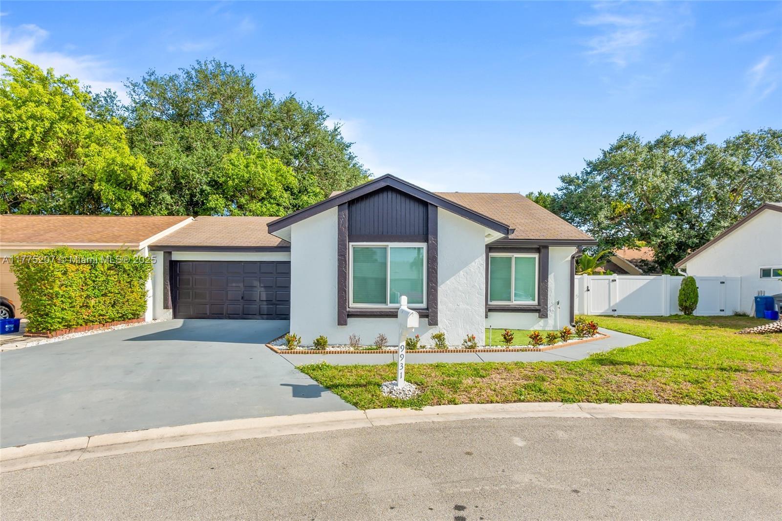 Picture of 9931 Pinellas Park Rd, Boca Raton, FL 33428