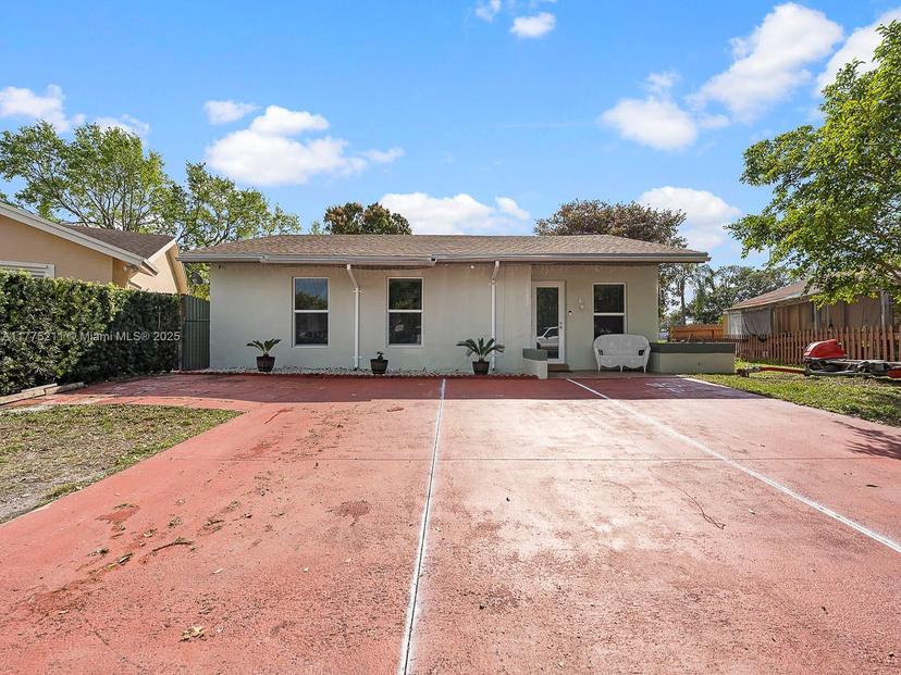 Picture of 13852 SW 46Th Ln, Miami FL 33175
