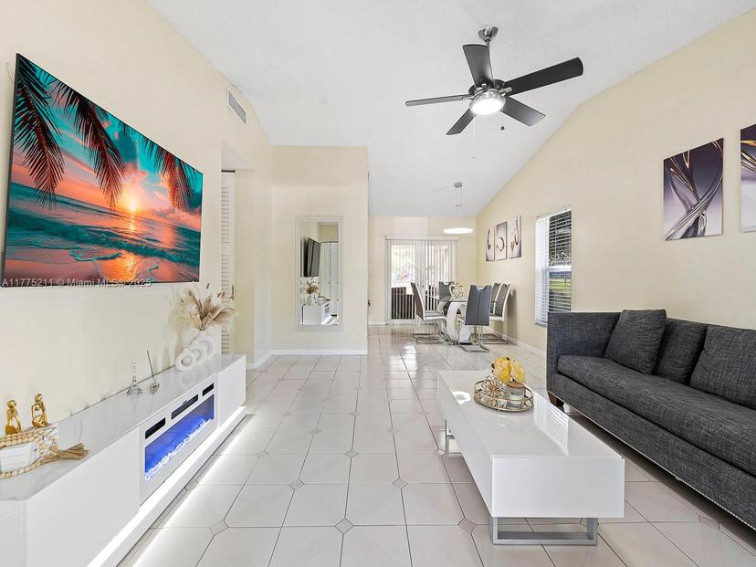 Picture of 13852 SW 46Th Ln, Miami FL 33175