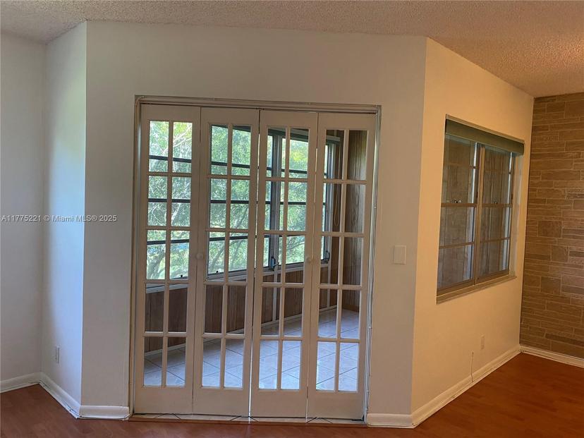 Picture of 1300 SW 125Th Ave # 313K, Pembroke Pines FL 33027