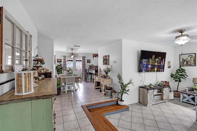 Picture of 7470 Simms St, Hollywood FL 33024