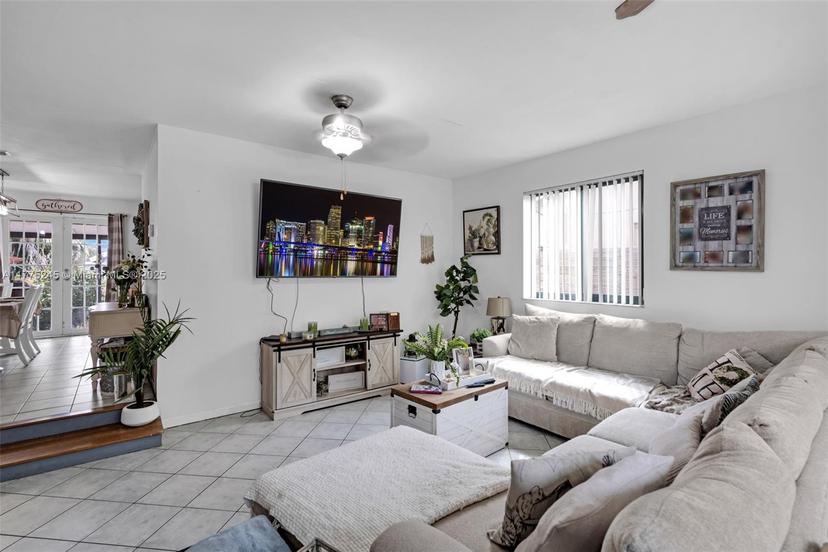 Picture of 7470 Simms St, Hollywood FL 33024