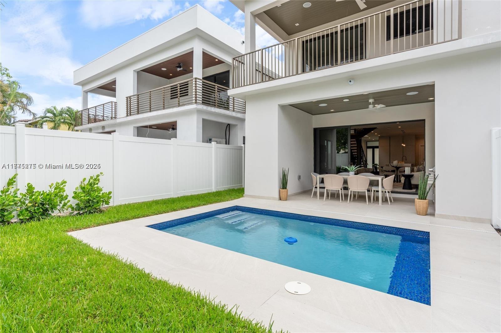 Picture of 1233 NE 12Th Ave # A, Fort Lauderdale, FL 33304