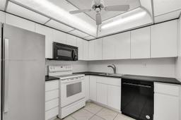 Picture of 600 Three Islands Blvd # 1207, Hallandale Beach, FL 33009