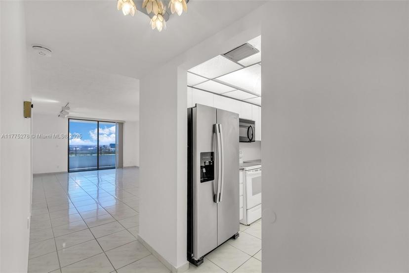 Picture of 600 Three Islands Blvd # 1207, Hallandale Beach FL 33009