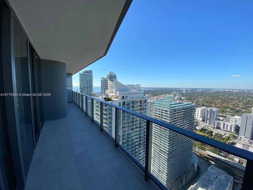 Picture of 1000 Brickell Plz # 4706, Miami FL 33131