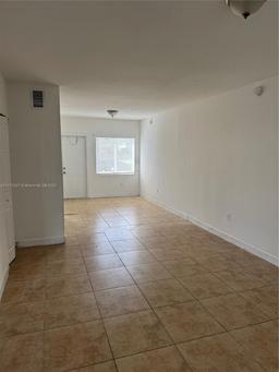 Picture of 8456 NW 4Th Ct # 8456, Miami, FL 33150