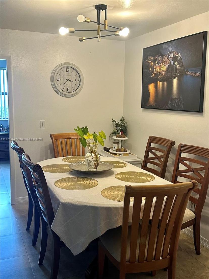 Picture of 1211 S Independence Dr # G, Homestead FL 33034