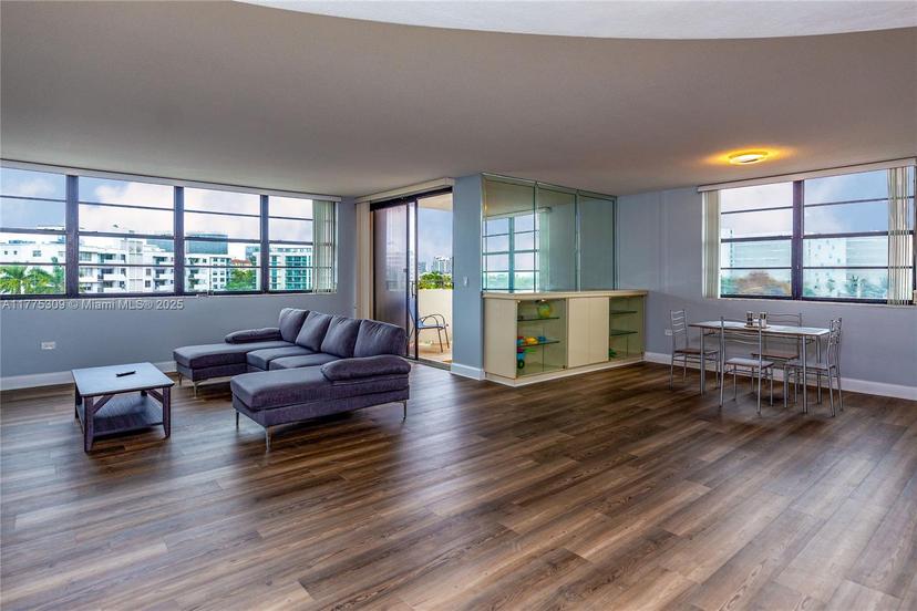 Picture of 9180 W Bay Harbor Dr # 5C, Bay Harbor Islands FL 33154