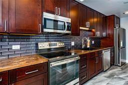 Picture of 9180 W Bay Harbor Dr # 5C, Bay Harbor Islands, FL 33154
