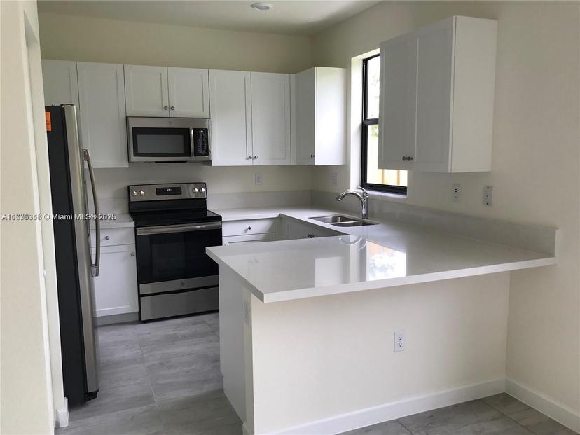 Picture of 6496 S Anise Ct, Davie FL 33314
