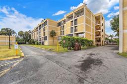 Picture of 9210 Fontainebleau Blvd # 207, Miami, FL 33172